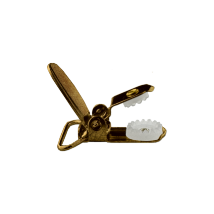 Suspender Clip With Plastic With Opening